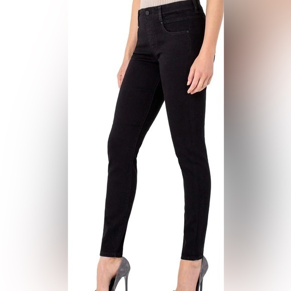 Hudson Jeans Denim - Liverpool Black Skinny Pull On Jeans Size 28
